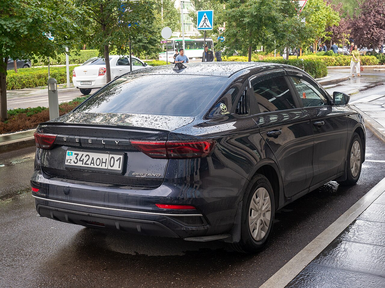 Geely Emgrand — Фото 2 / 4